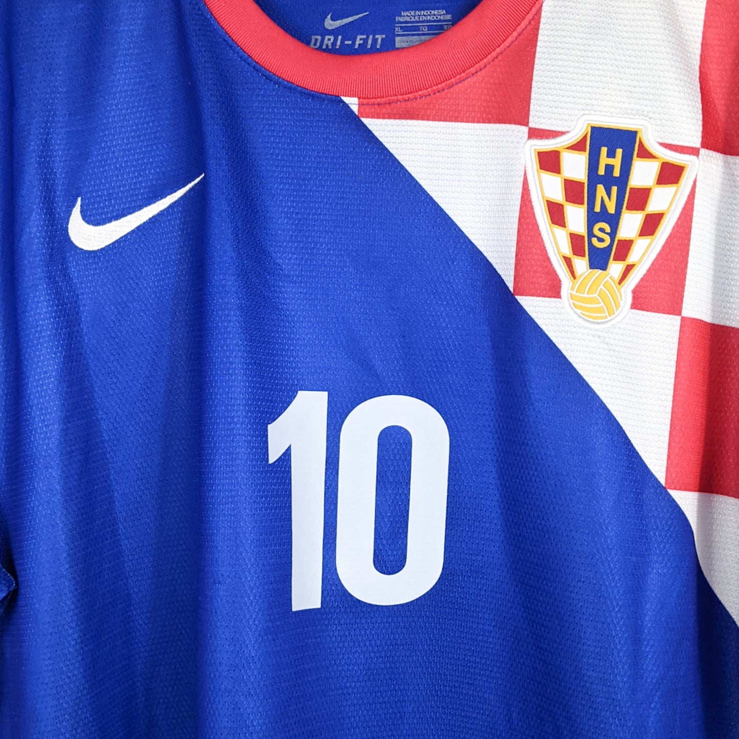 Authentic Croatia 2012 Away - Modric #10 Size XL (Bnwt)