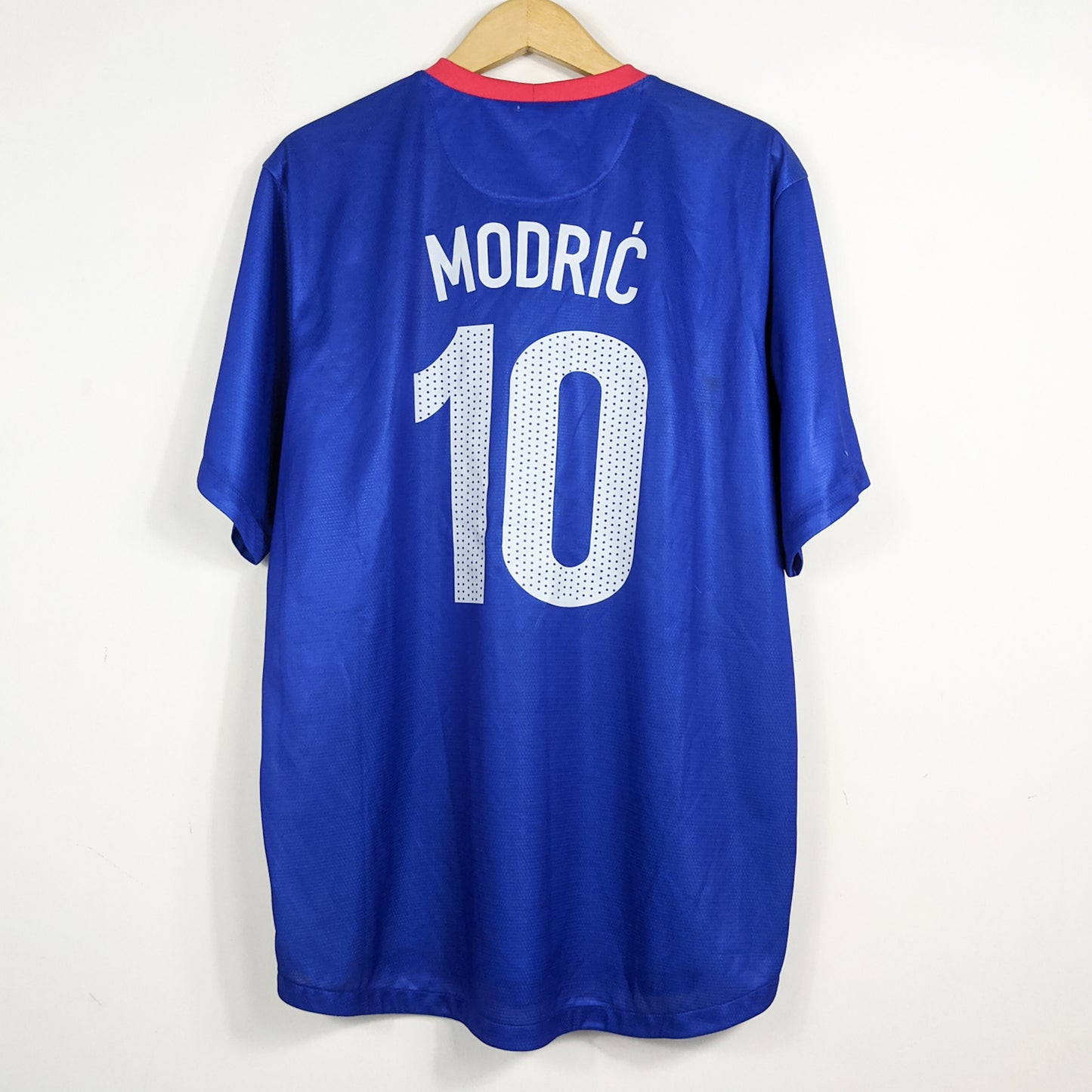 Authentic Croatia 2012 Away - Modric #10 Size XL (Bnwt)