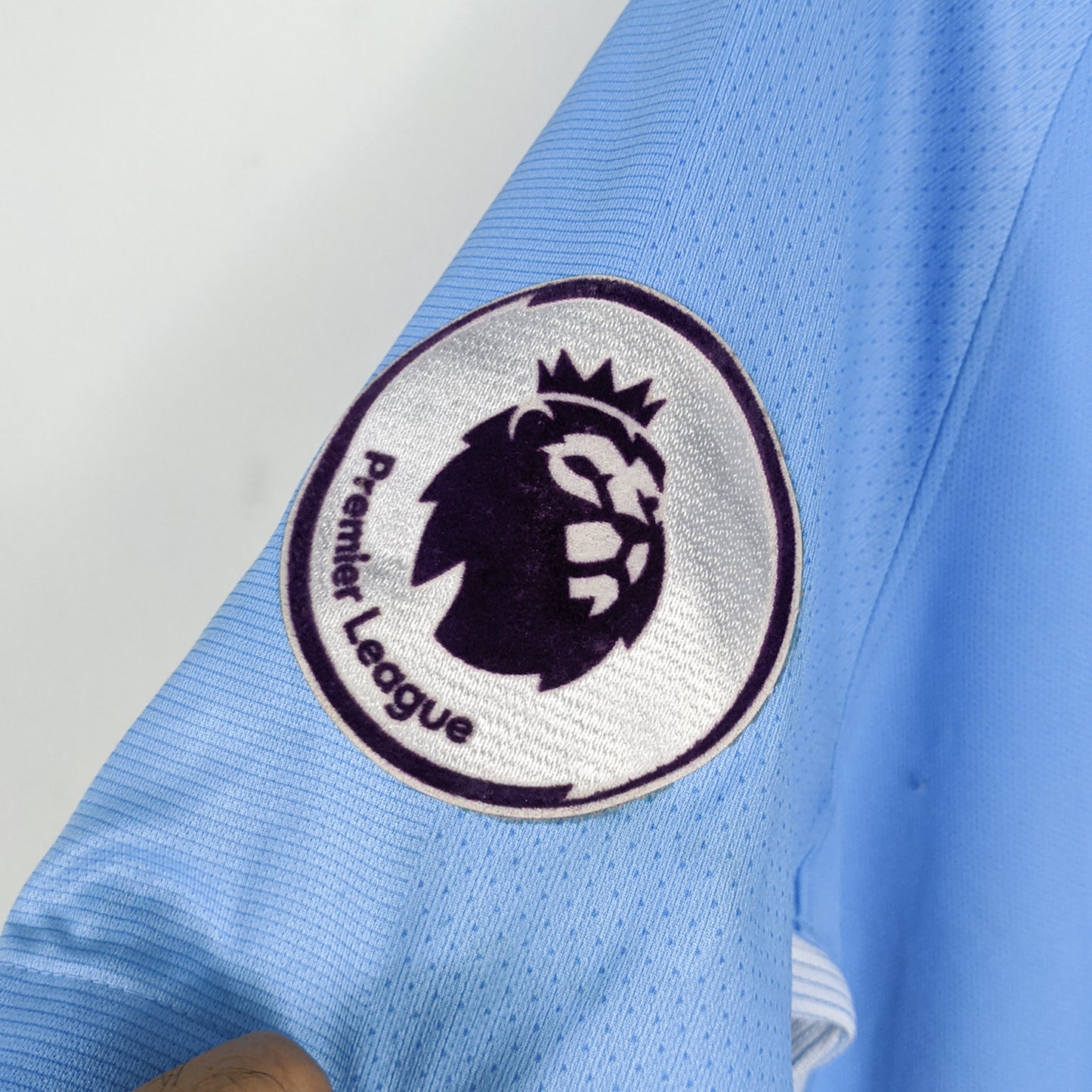 Authentic Manchester City 2017/18 Home - Kun Aguero #10 Size XL