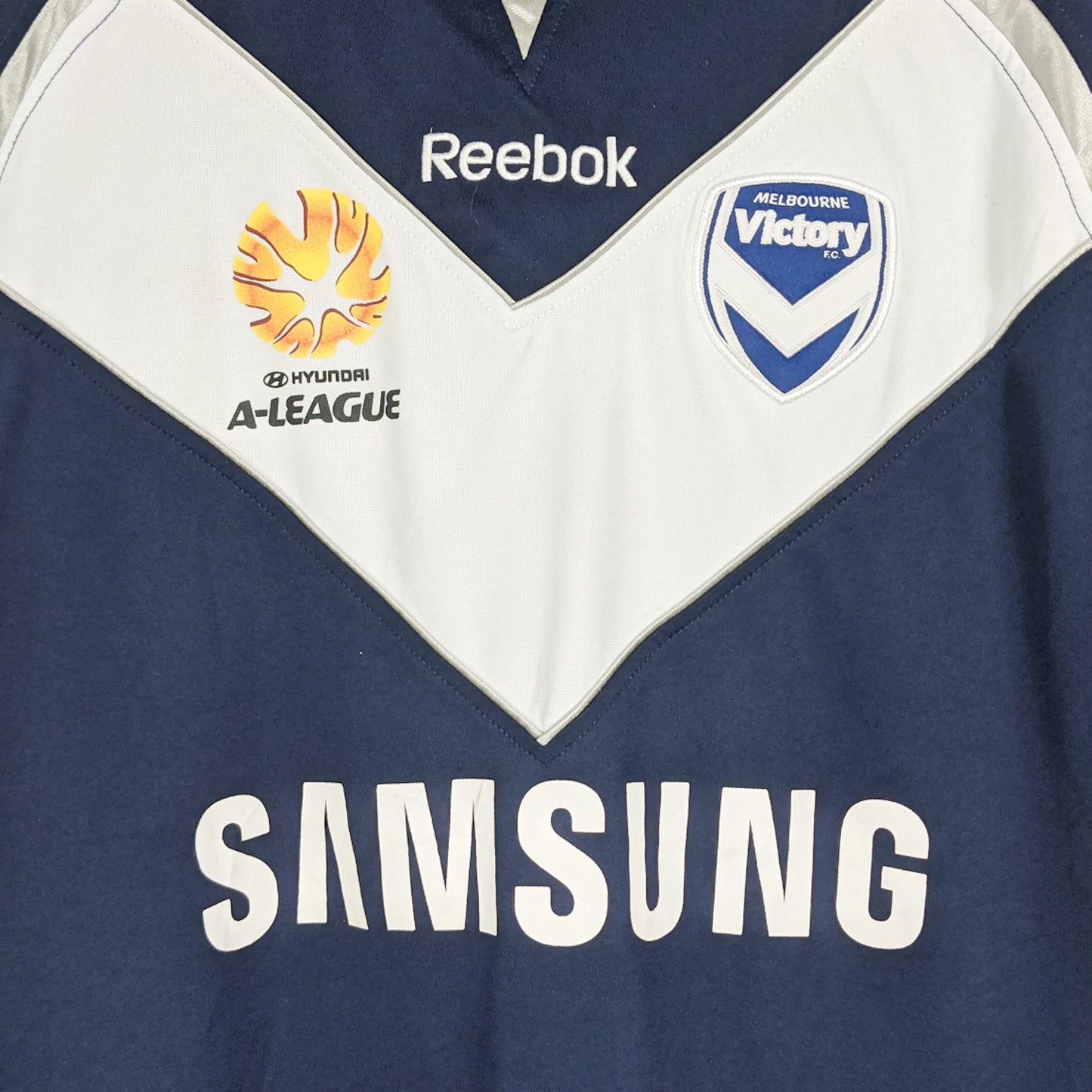 Authentic Melbourne Victory 2008/09 Home - Allsop #9 Size M