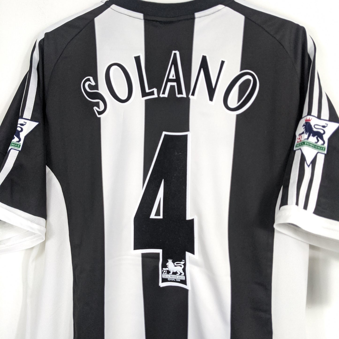Authentic Newcastle 2001/03 Home - Solano #4 Size XL
