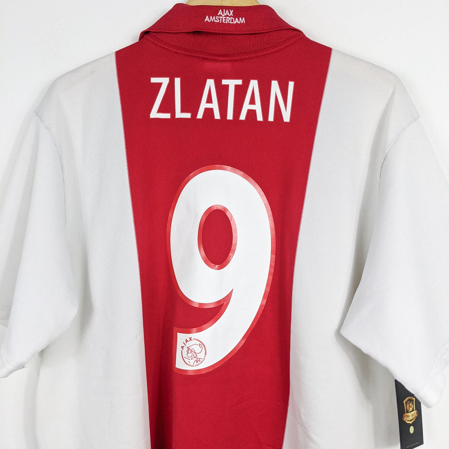Authentic Ajax 2001/02 Home - Ibrahimovic #9 Size XL