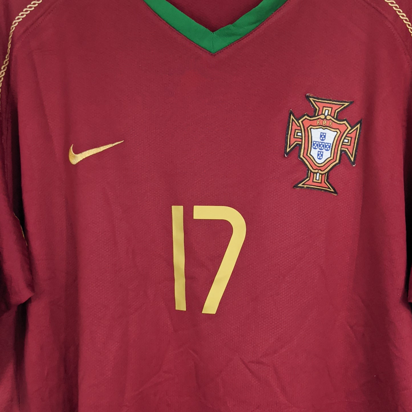 Authentic Portugal 2006/08 Home - Ronaldo #17 Size XL