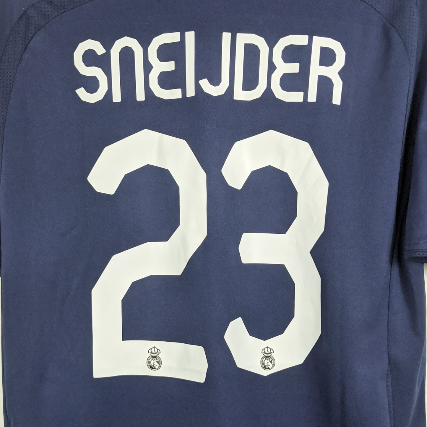 Authentic Real Madrid 2007/08 Away - Sneijder #23 Size M
