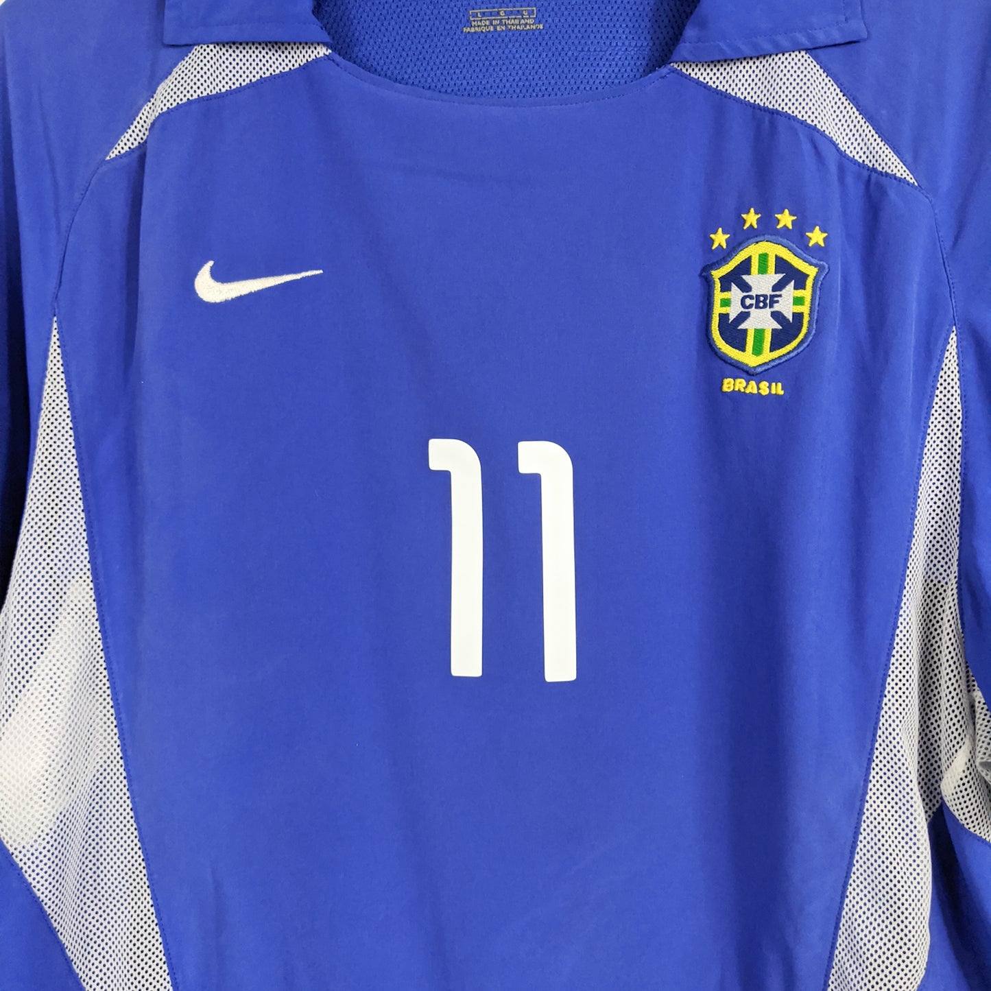 Authentic Brazil 2002 Away - Ronaldinho #11 Size L (Player Issue)