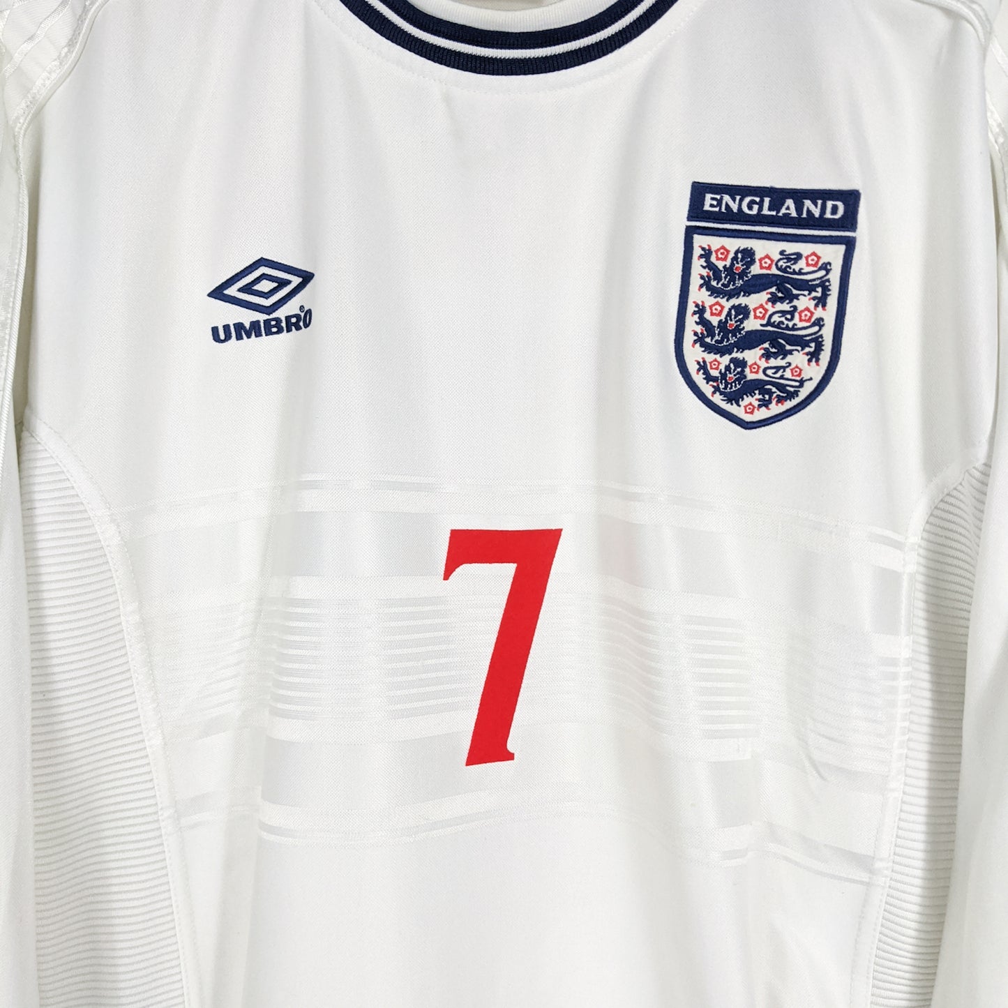 Original England 2000 Home - Beckham #7 Size L (Long sleeve)