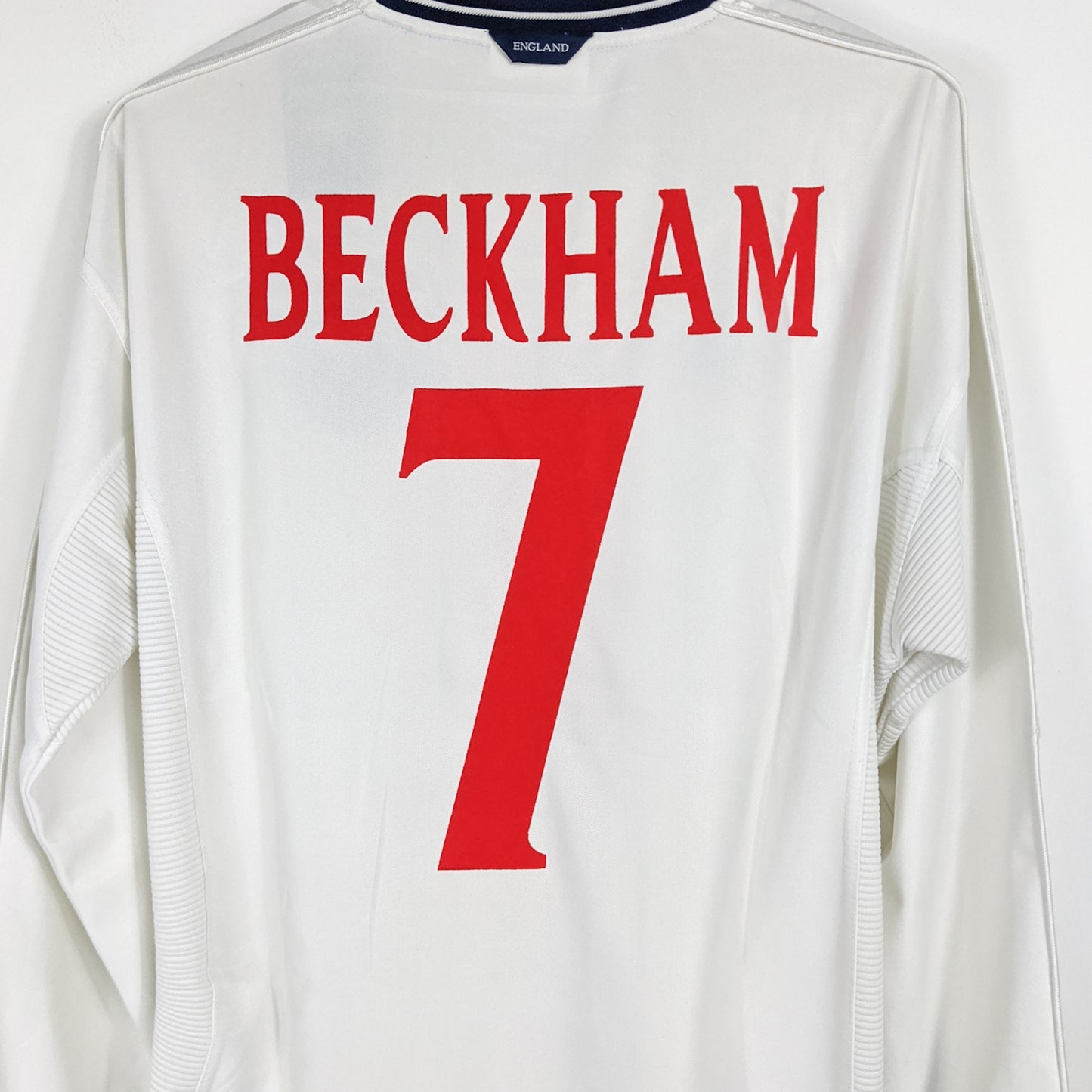 Original England 2000 Home - Beckham #7 Size L (Long sleeve)