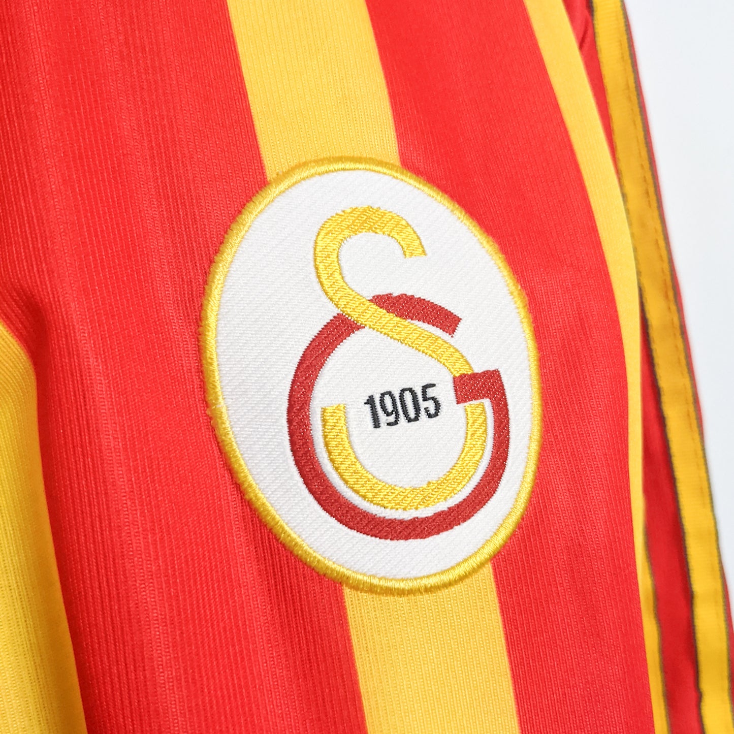 Original Galatasaray 2000/01 Home - Hagi #10 Size M