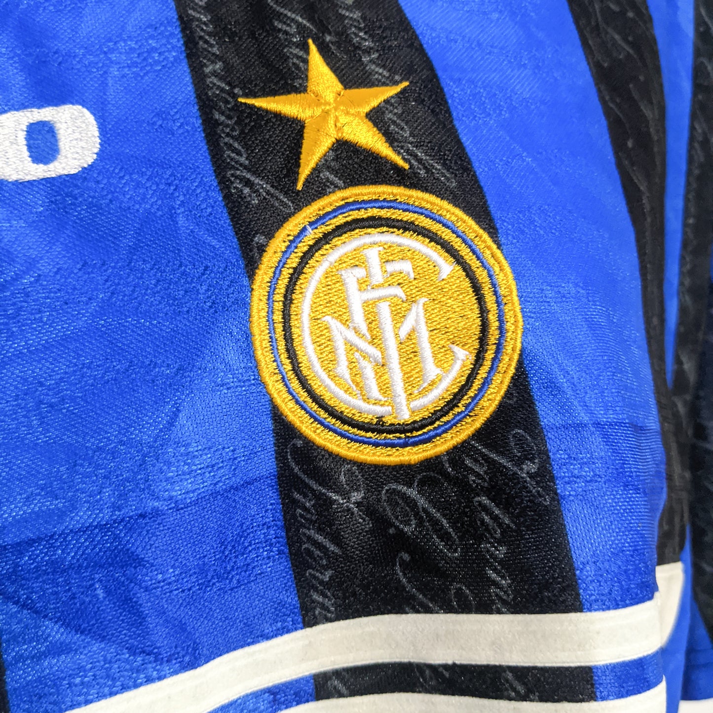 Original Inter 1997/98 Home - Ronaldo #9 Size XL
