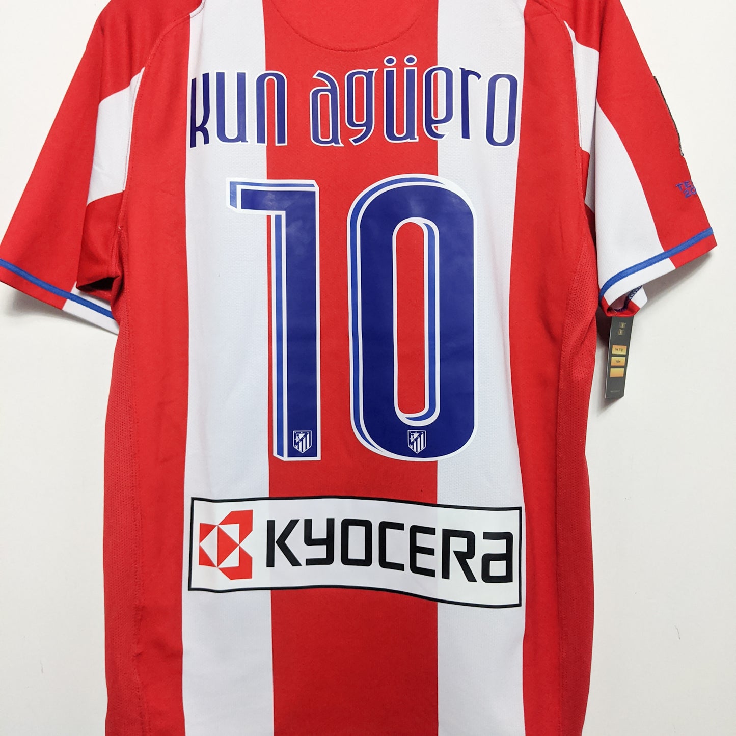 Original Atletico Madrid 2007/08 Home - Kun Aguero #10 Size M