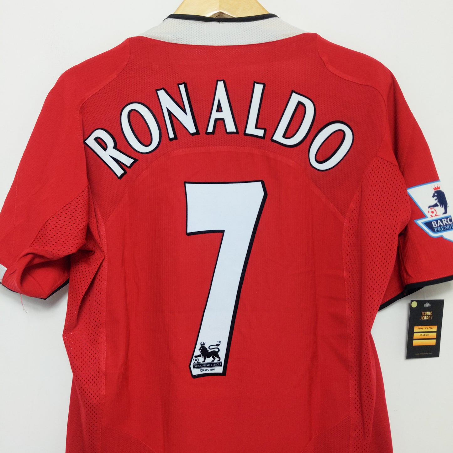 Original Manchester United 2004/06 Home - Ronaldo #7 Size M
