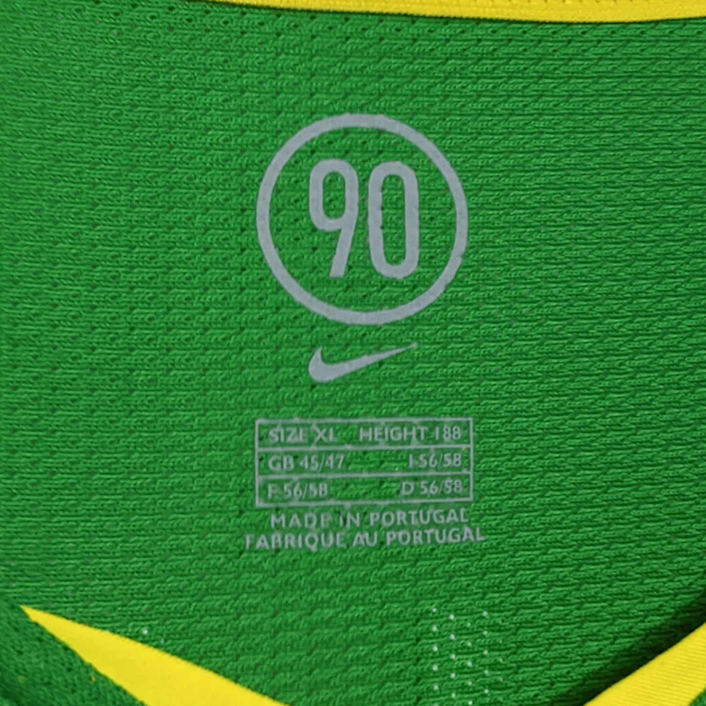Original Brazil 2004 Home - Ronaldinho #10 Size XL