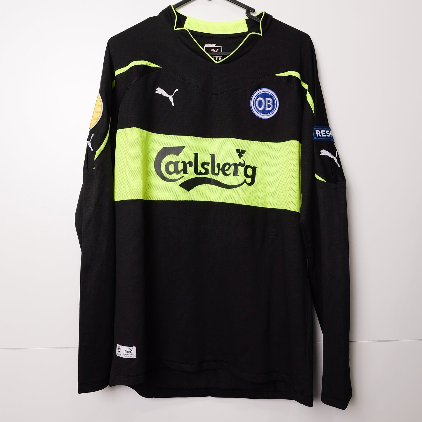 Authentic Odense Boldklub 2010/11 Away - Timmi Johansen #20 Size M (Matchworn) (LS)