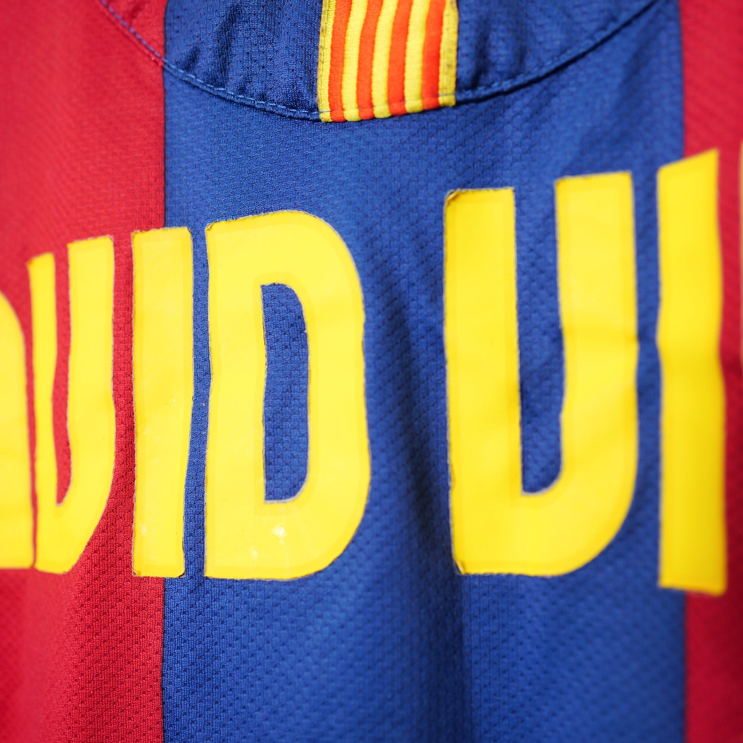 Authentic Barcelona 2010/11 Home - David Villa #7 Size XL fit L