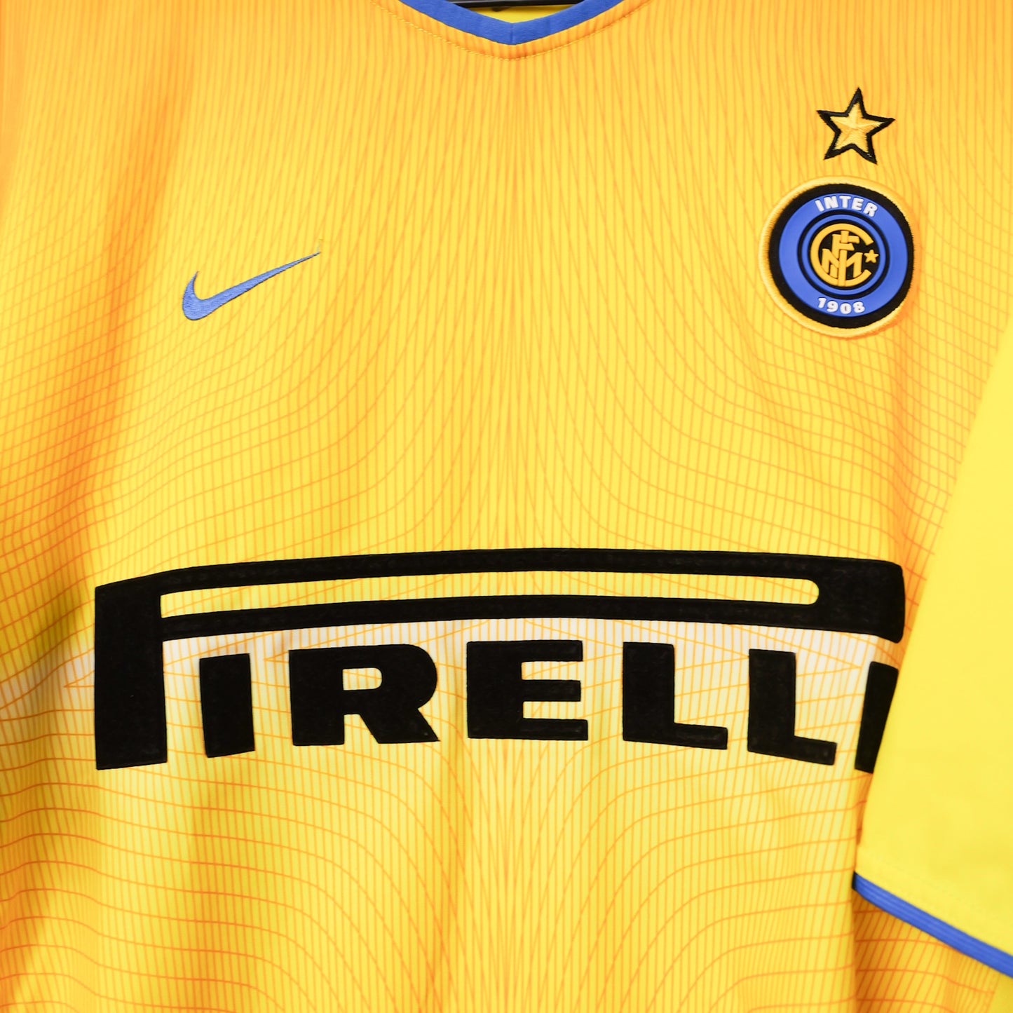 Authentic Inter 2002/03 Third - Vieri #32 Size L