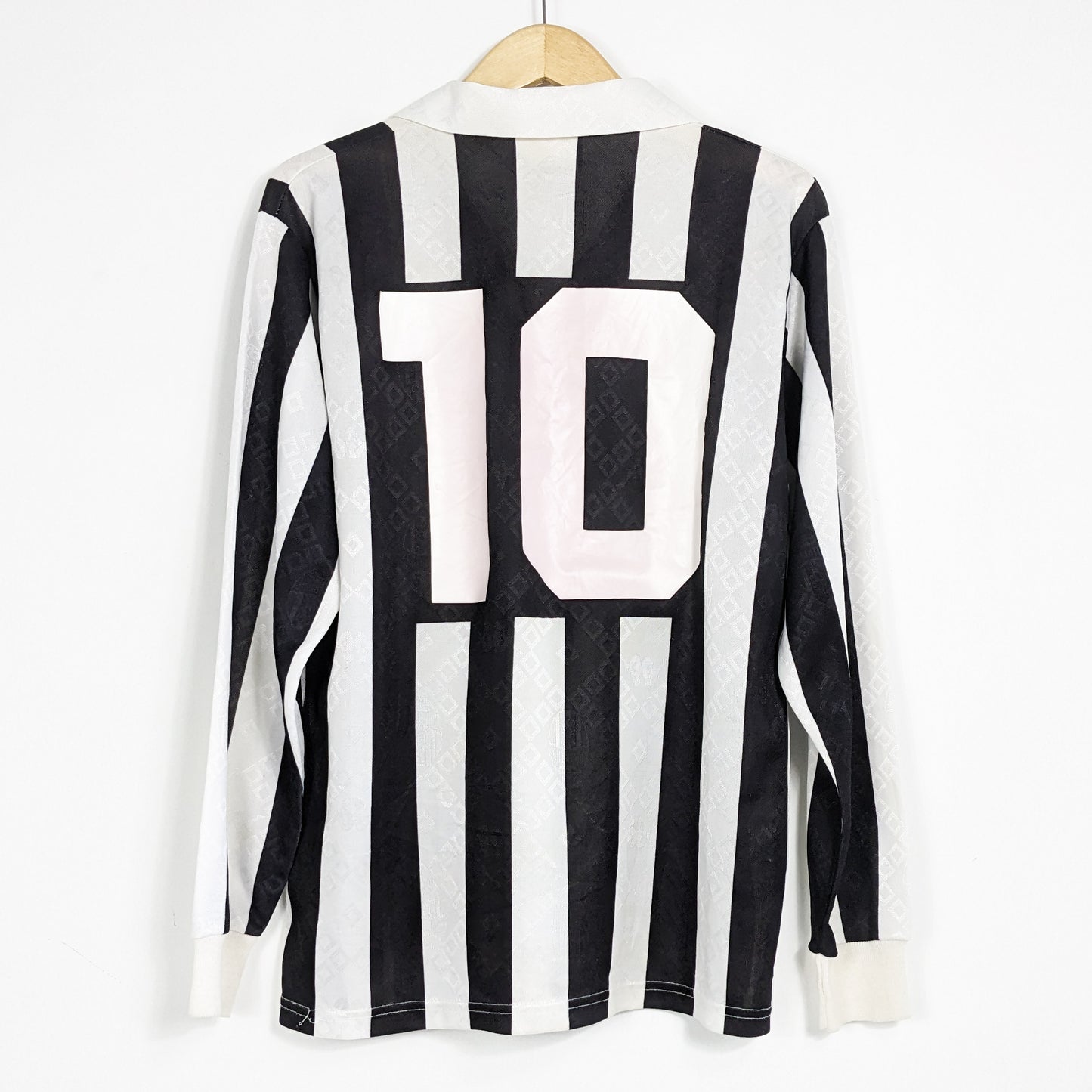 Original Juventus 1989/1990 Home - #10 Size L (Long sleeve)