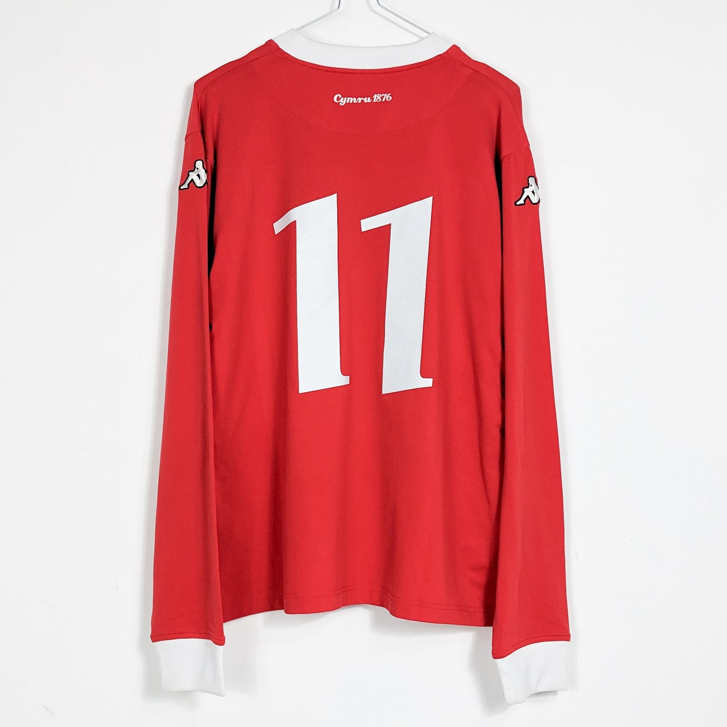 Original Wales 2006/2008 Home - Giggs #11 Size XL (Long sleeve)