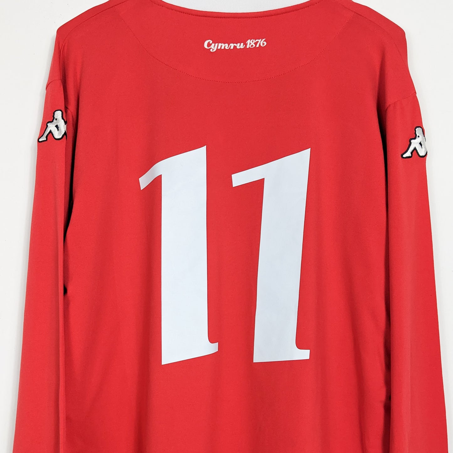 Original Wales 2006/2008 Home - Giggs #11 Size XL (Long sleeve)