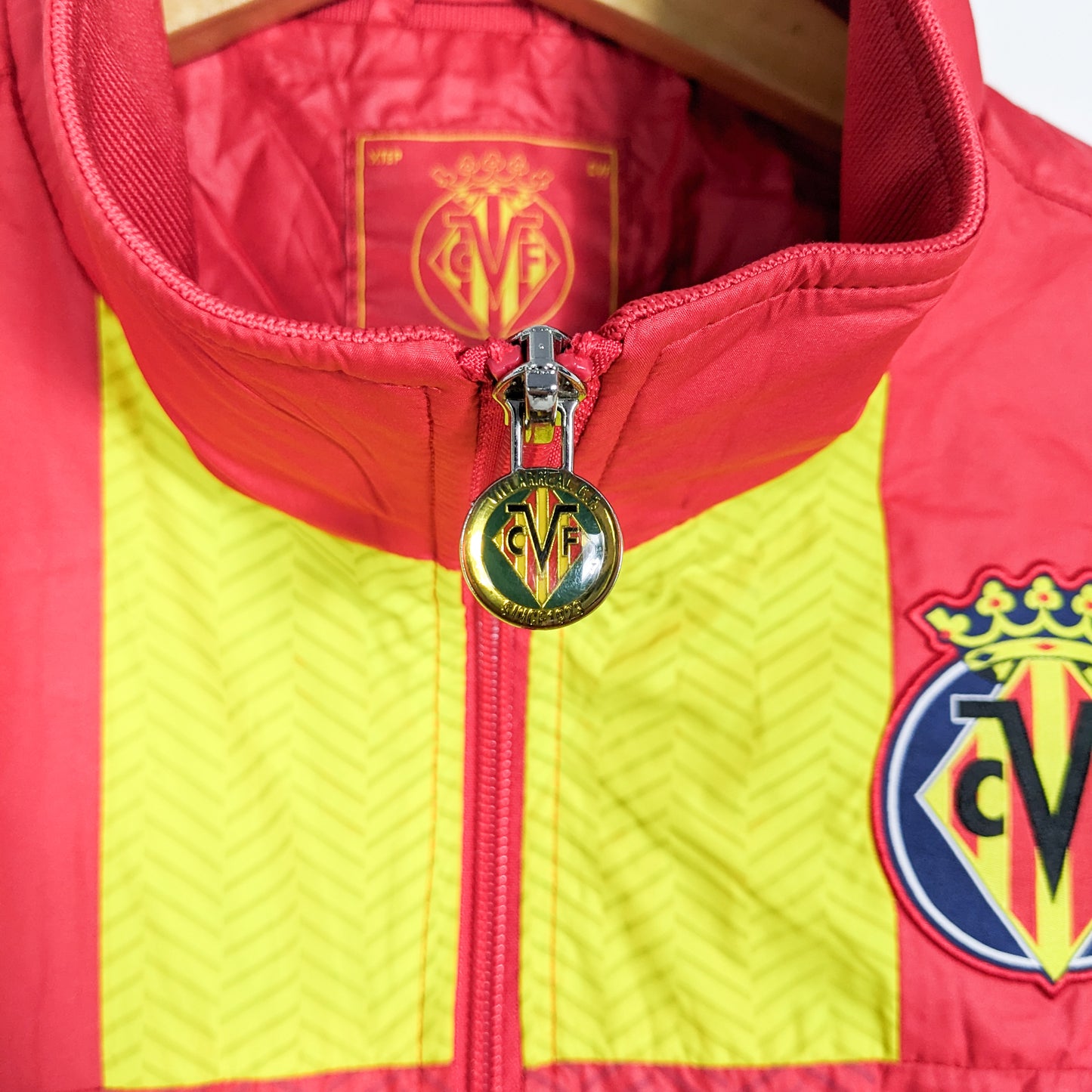 Original Vilarreal Jacket - Size XL Youth fit S