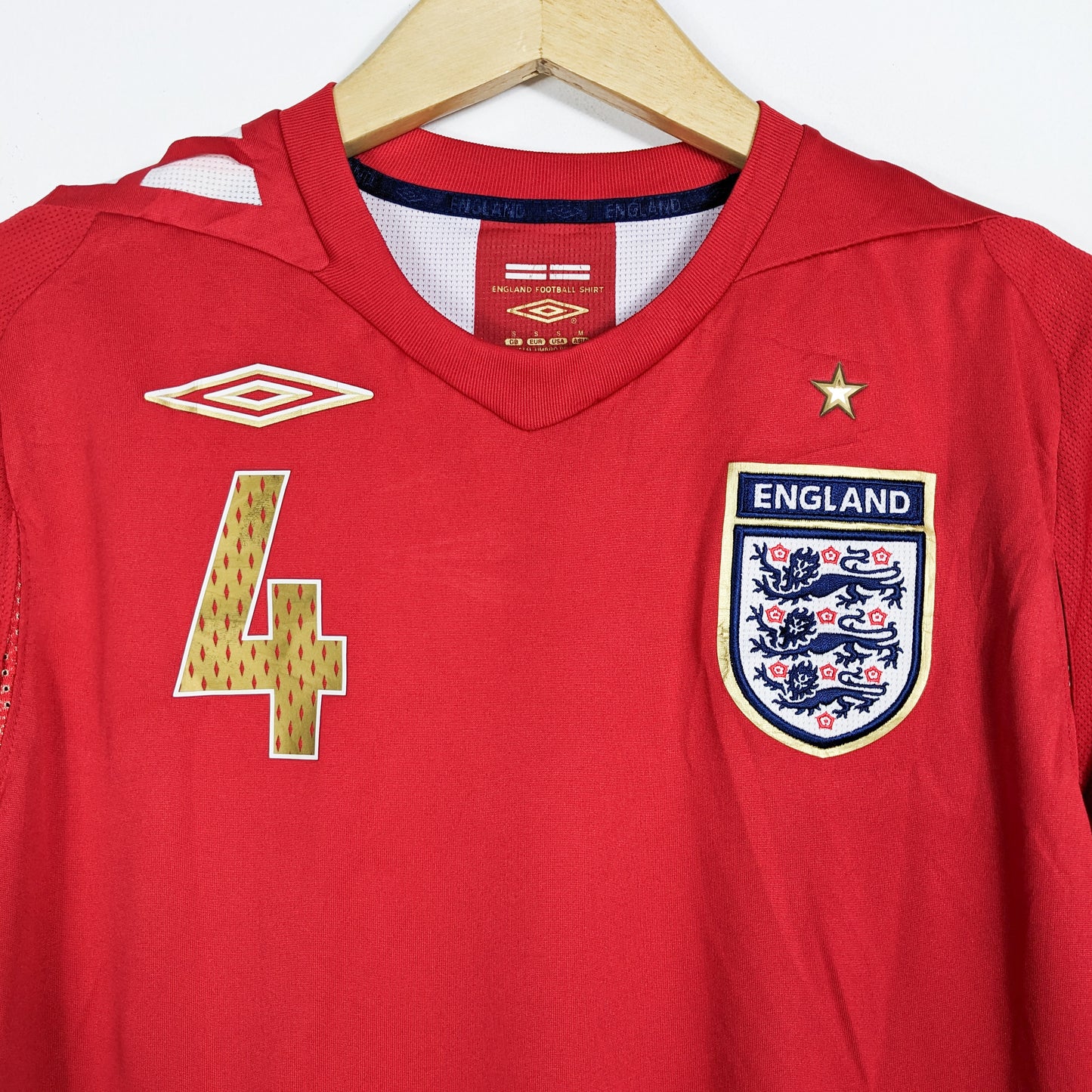 Authentic England 2006 Away - Gerrard #4 Size S/M