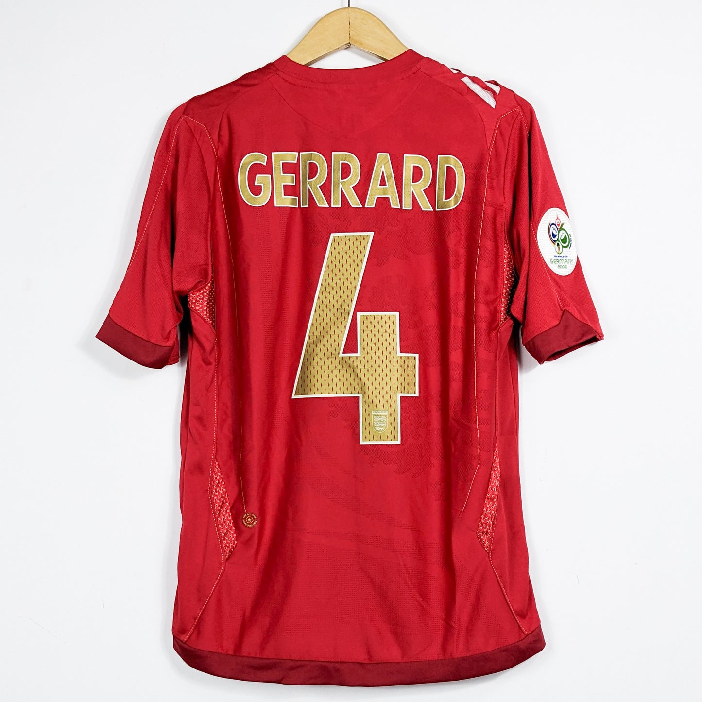 Authentic England 2006 Away - Gerrard #4 Size S/M