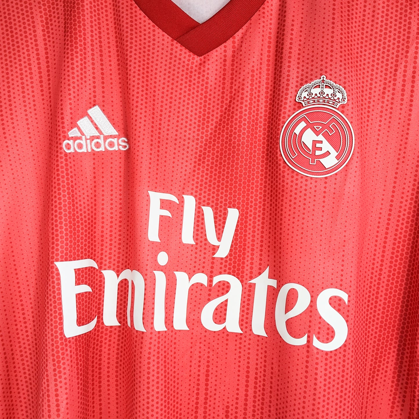 Authentic Real Madrid 2018/19 Third - Kroos #8 Size M ( BNWT)