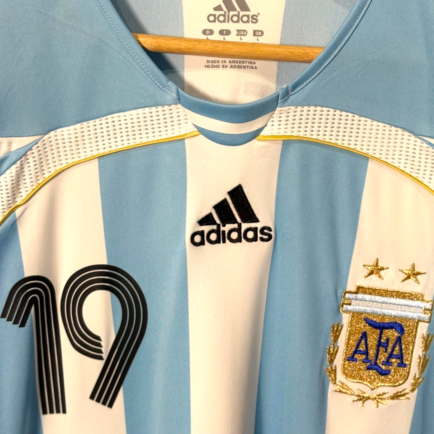 Authentic Argentina 2006/07 Home - Messi #19 Size L