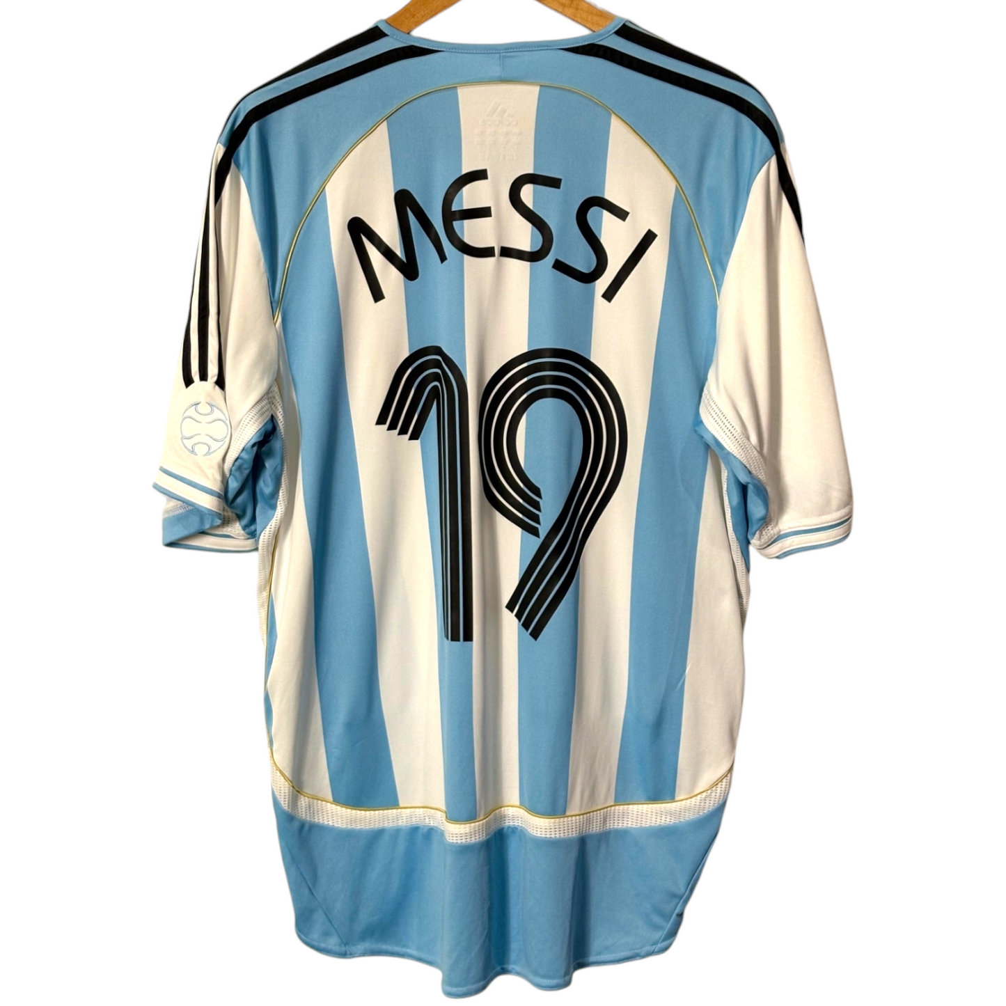 Authentic Argentina 2006/07 Home - Messi #19 Size L