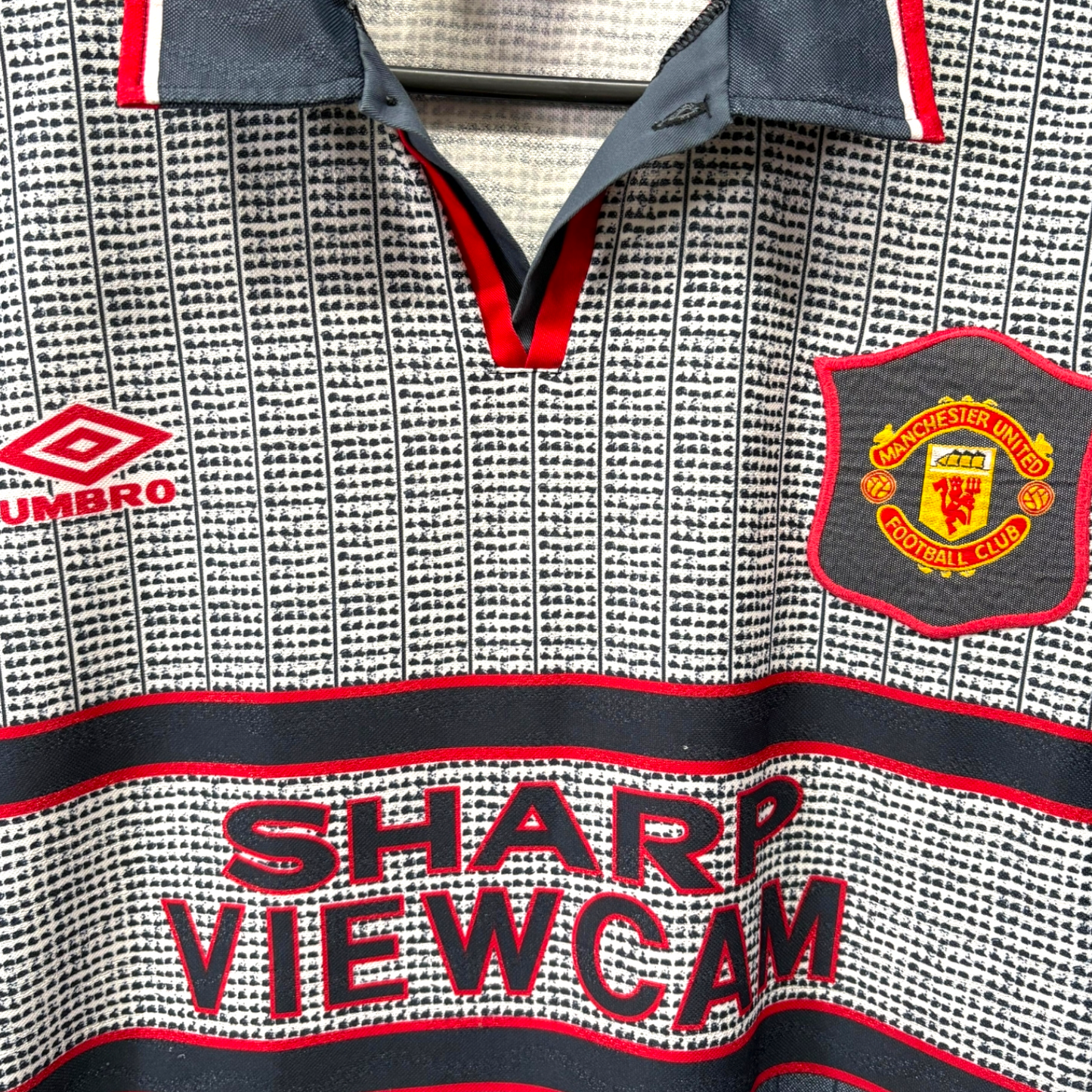Authentic Manchester United 1995/96 Away - Cantona #7 Size M