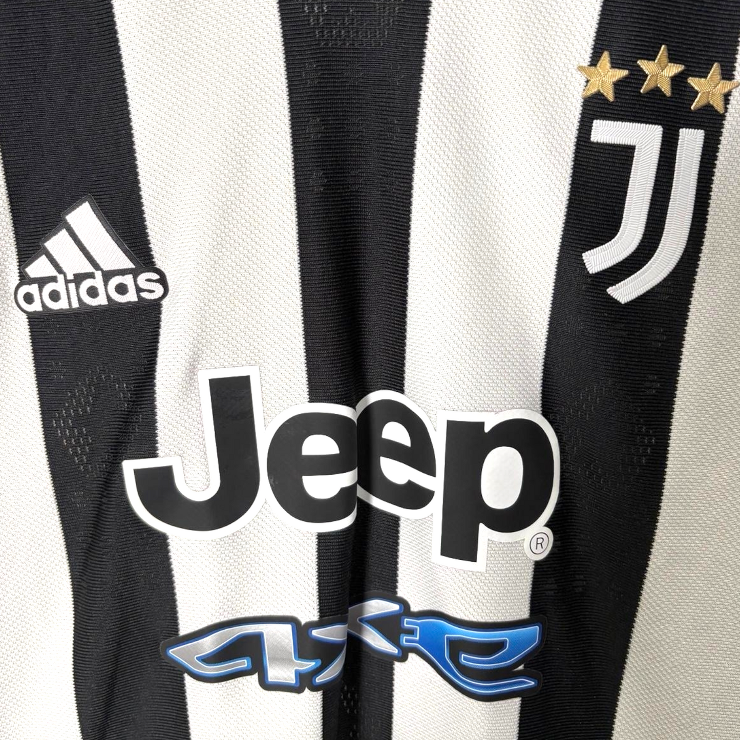 Original Juventus 2021/22 Home - Vlahovic #7 Size M (Player Issue)