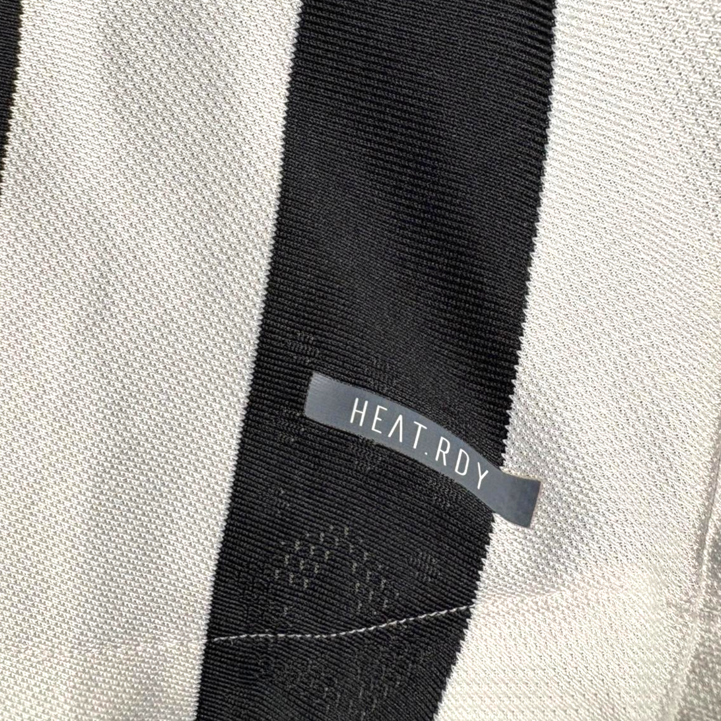 Original Juventus 2021/22 Home - Vlahovic #7 Size M (Player Issue)