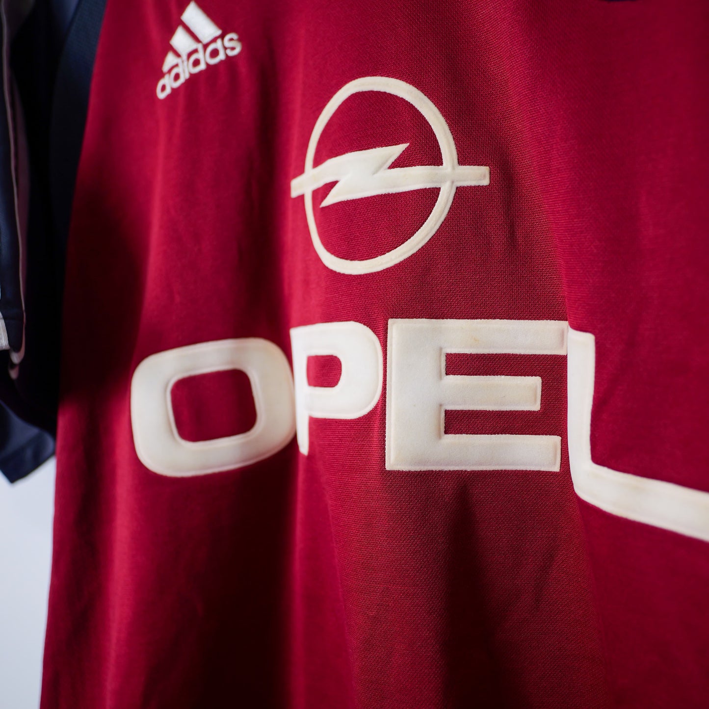 Authentic Bayern Munich 2001/02 Home - Size M fit L