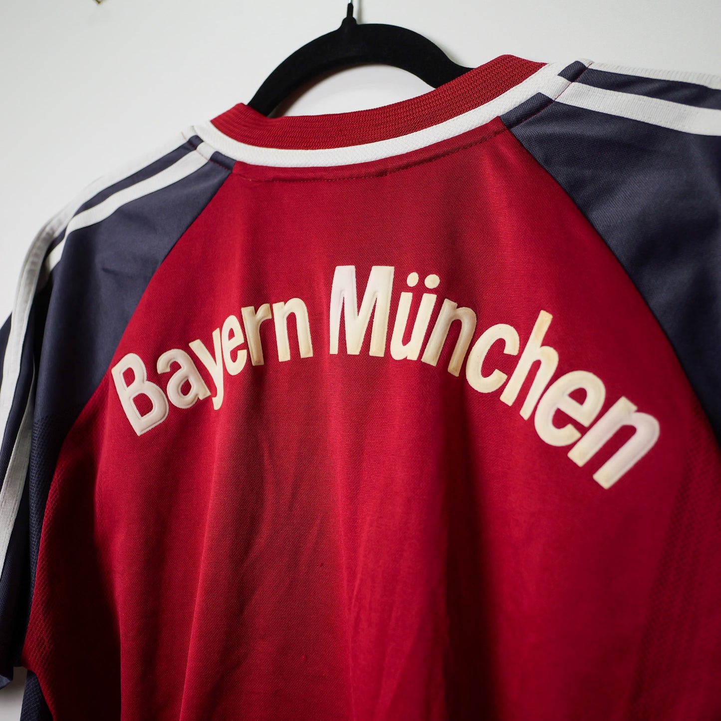 Authentic Bayern Munich 2001/02 Home - Size M fit L