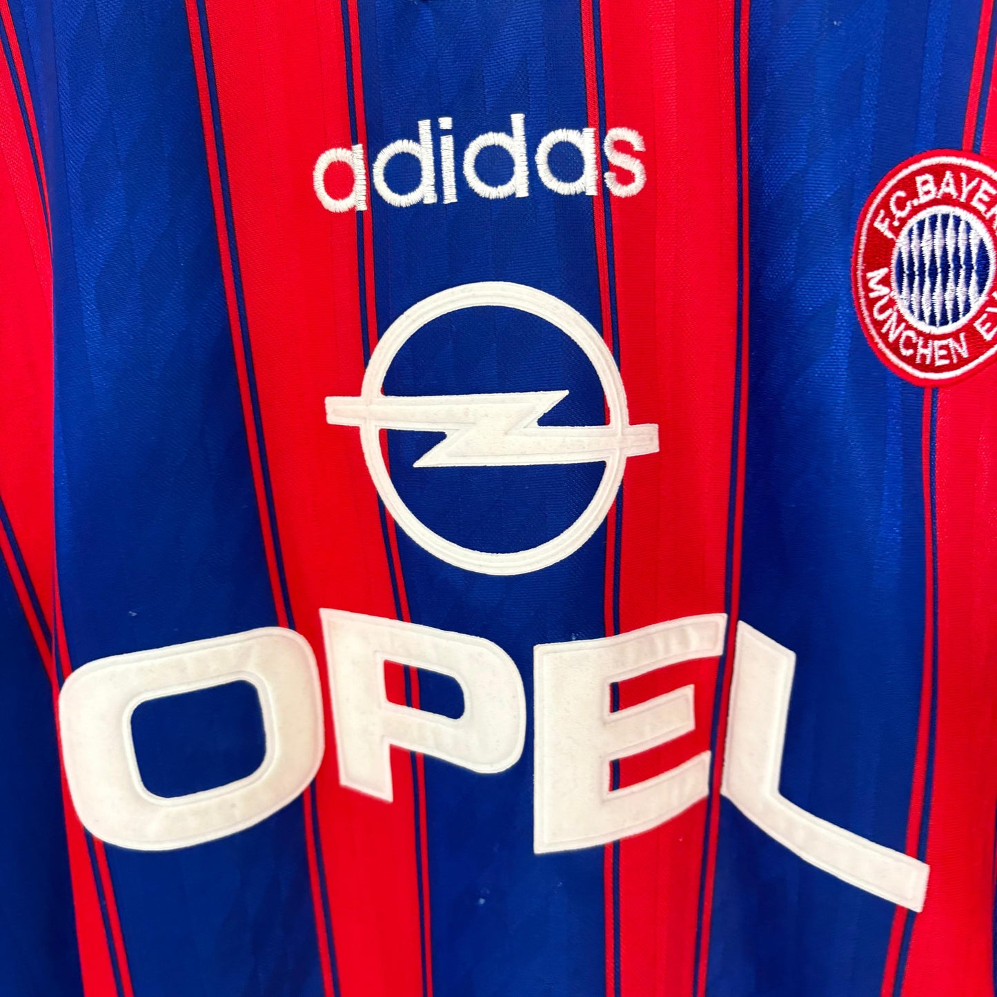Authentic Bayern Munchen 1995/97 Home - Matthaus #10 Size XL