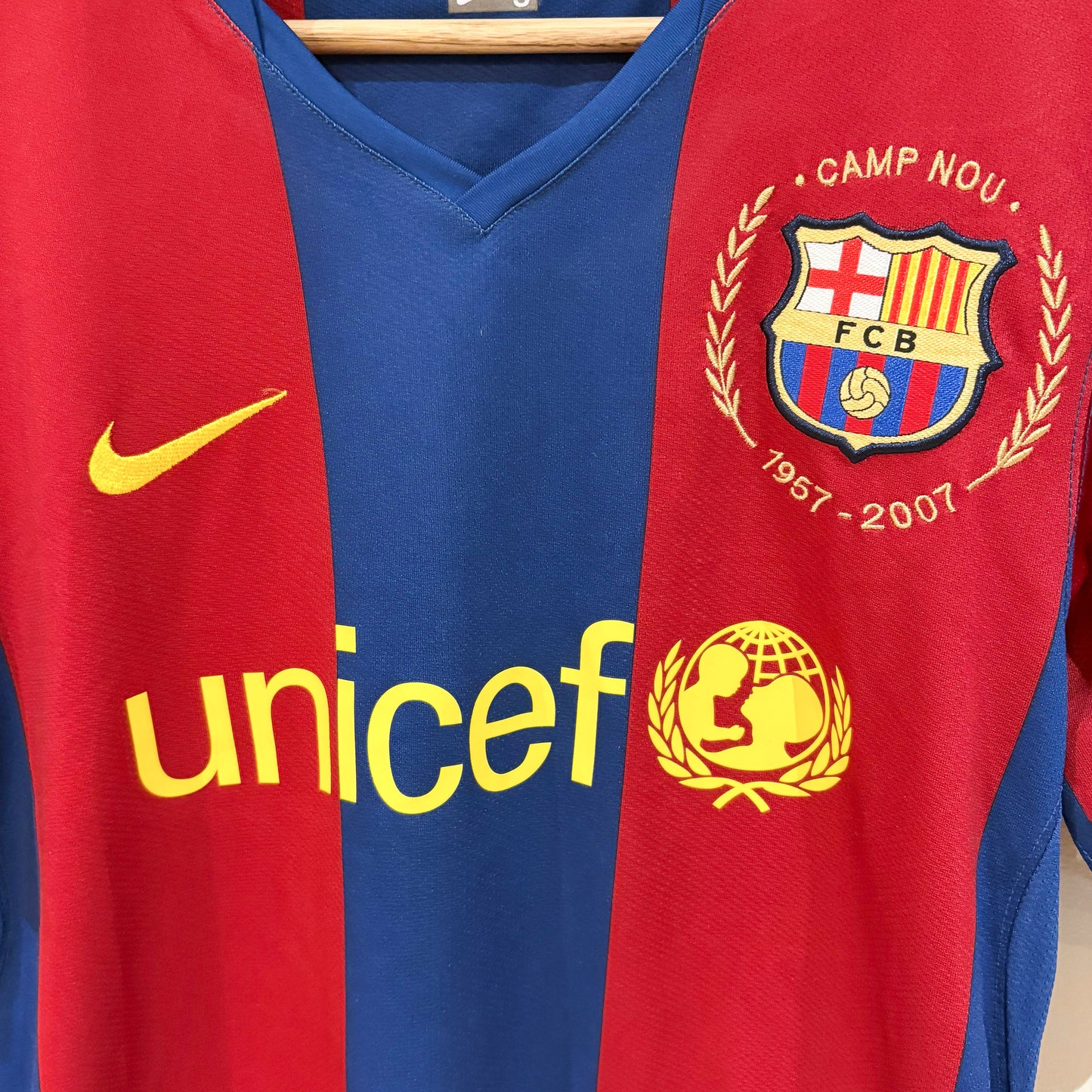 Authentic Barcelona 2007/08 Home - Ronaldinho #10 Size S