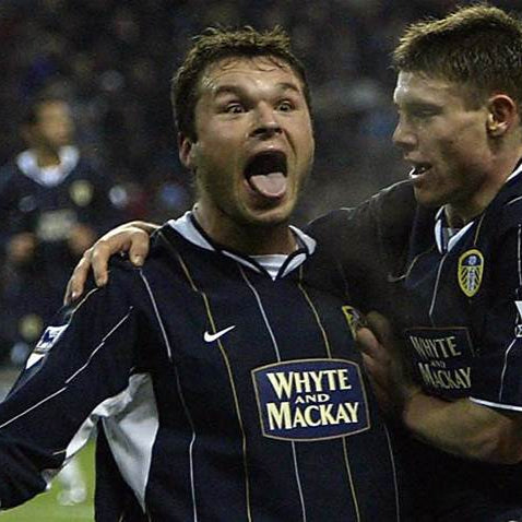 Authentic Leeds 2003/04 Away - Viduka #9 Size XL