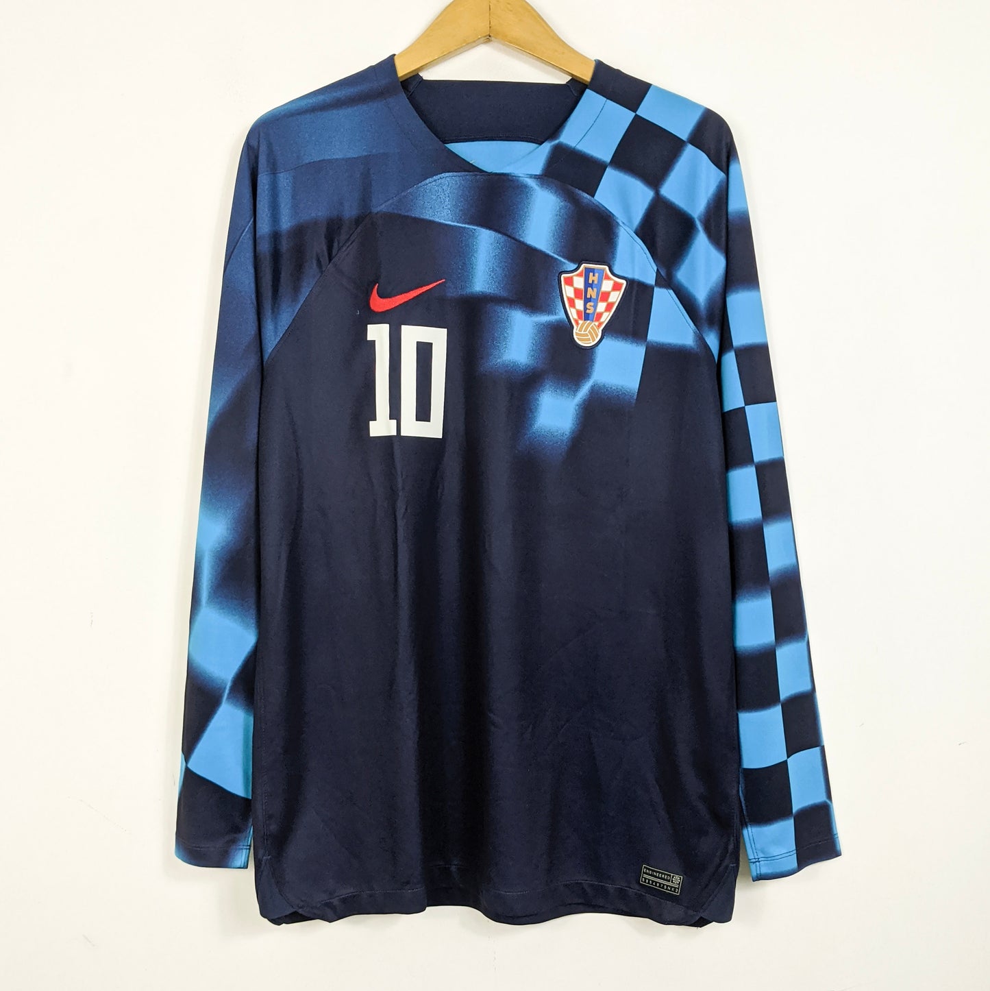 Original Croatia 2022/23 Away - Modric #10 Size L (Long Sleeve)