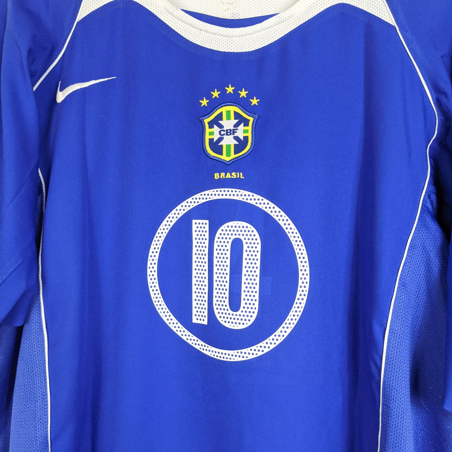 Original Brazil 2004/06 Away - Ronaldinho #10 Size L