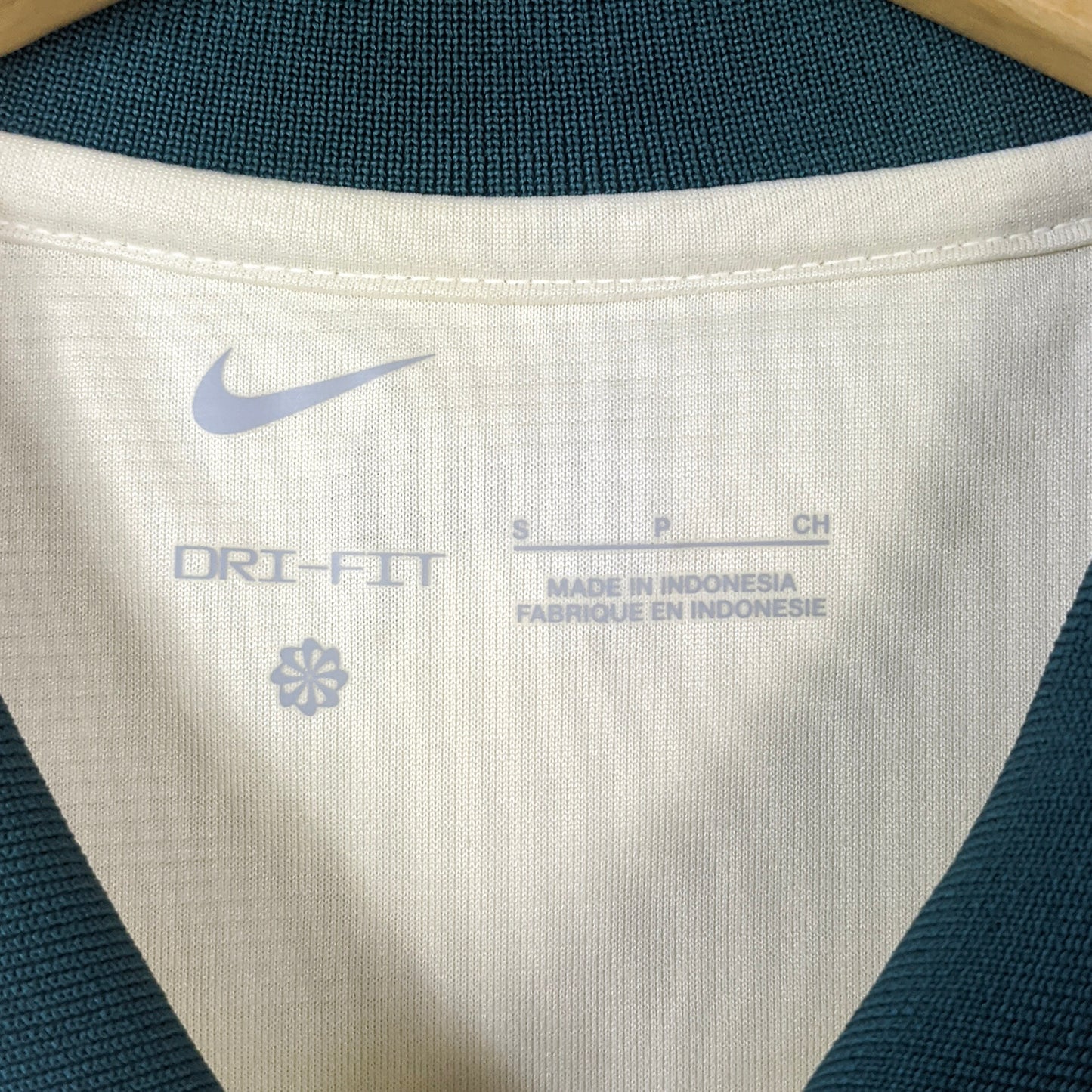Original Liverpool 2021/22 Away - Salah #11 Size S