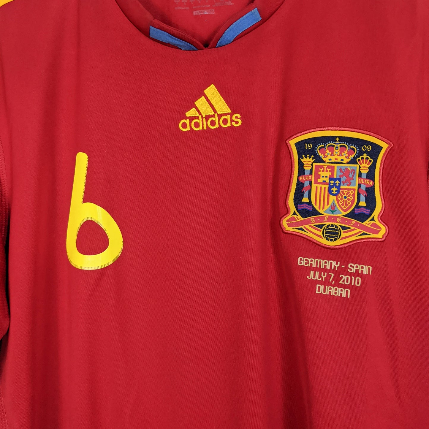 Original Spain 2010 Home - Iniesta #6 Size L
