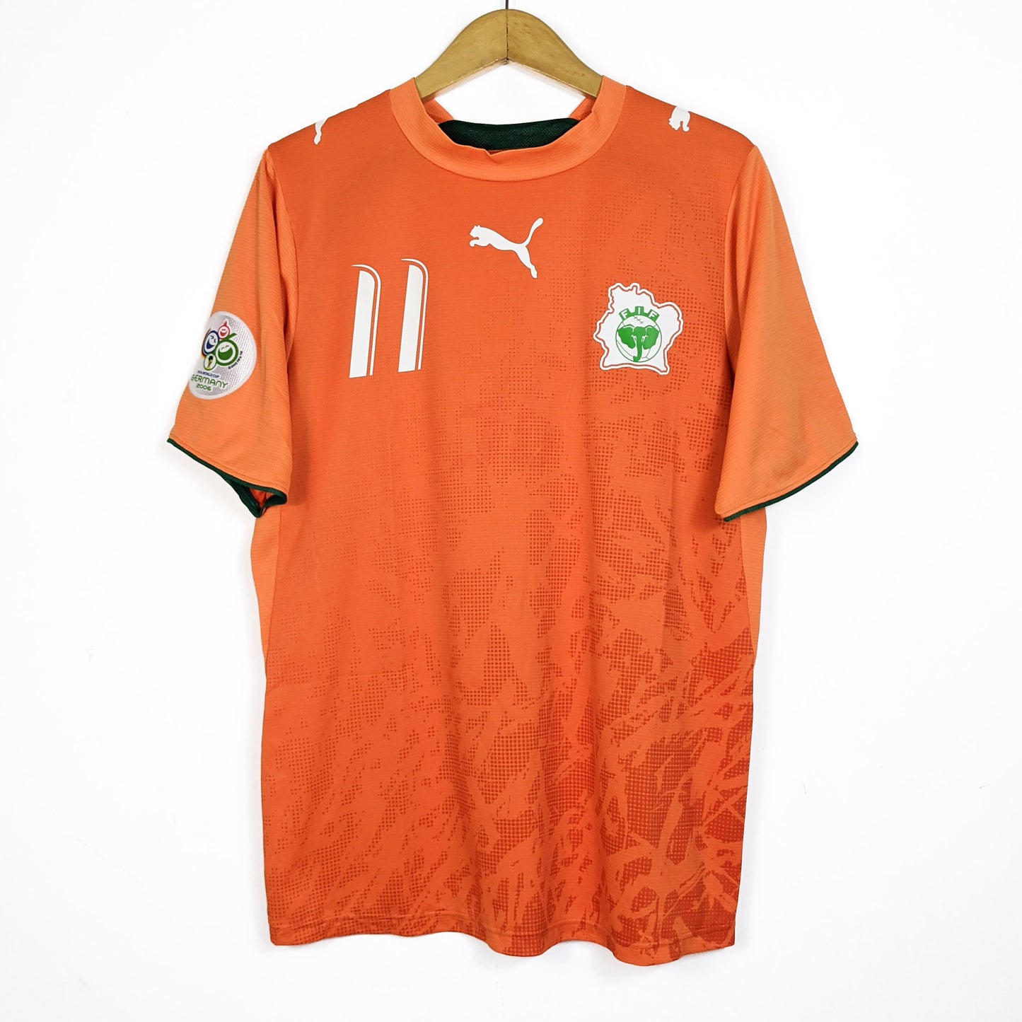 Original Ivory Coast 2006 Home - Drogba #11 Size M (Jaspo)