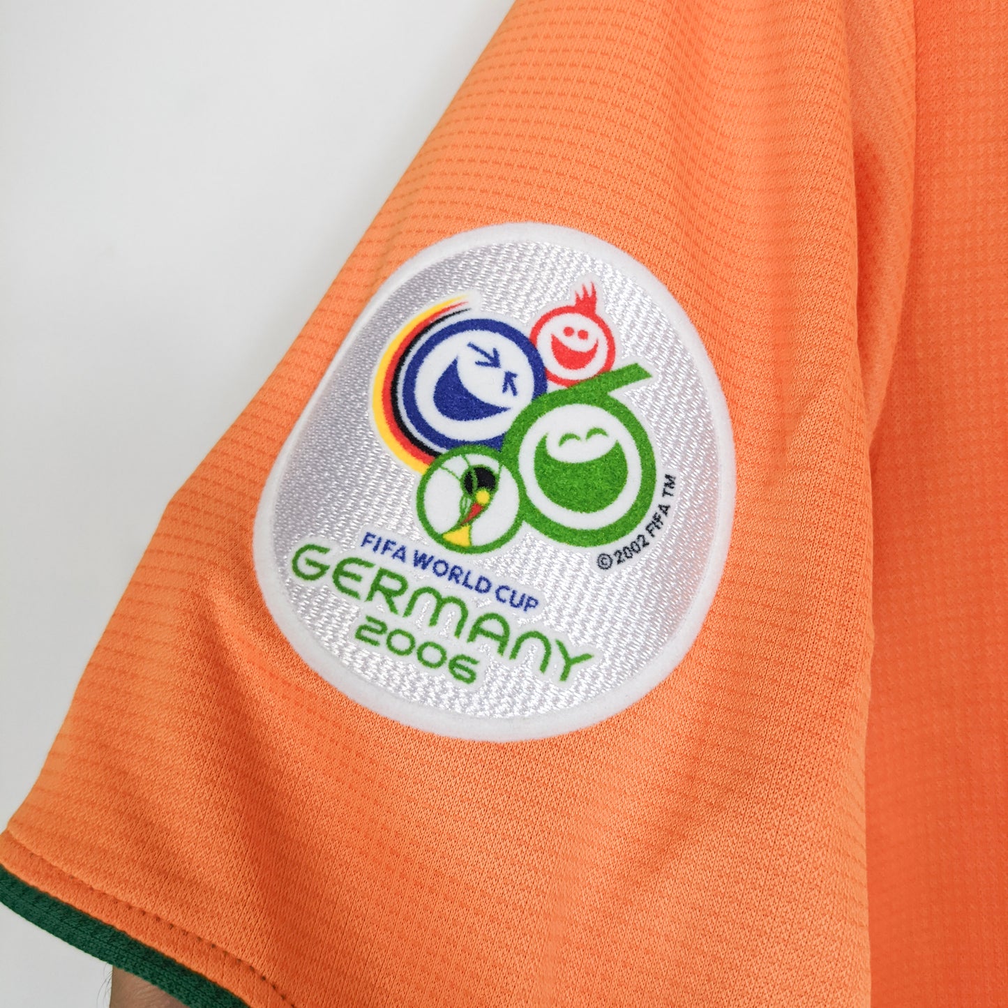 Original Ivory Coast 2006 Home - Drogba #11 Size M (Jaspo)