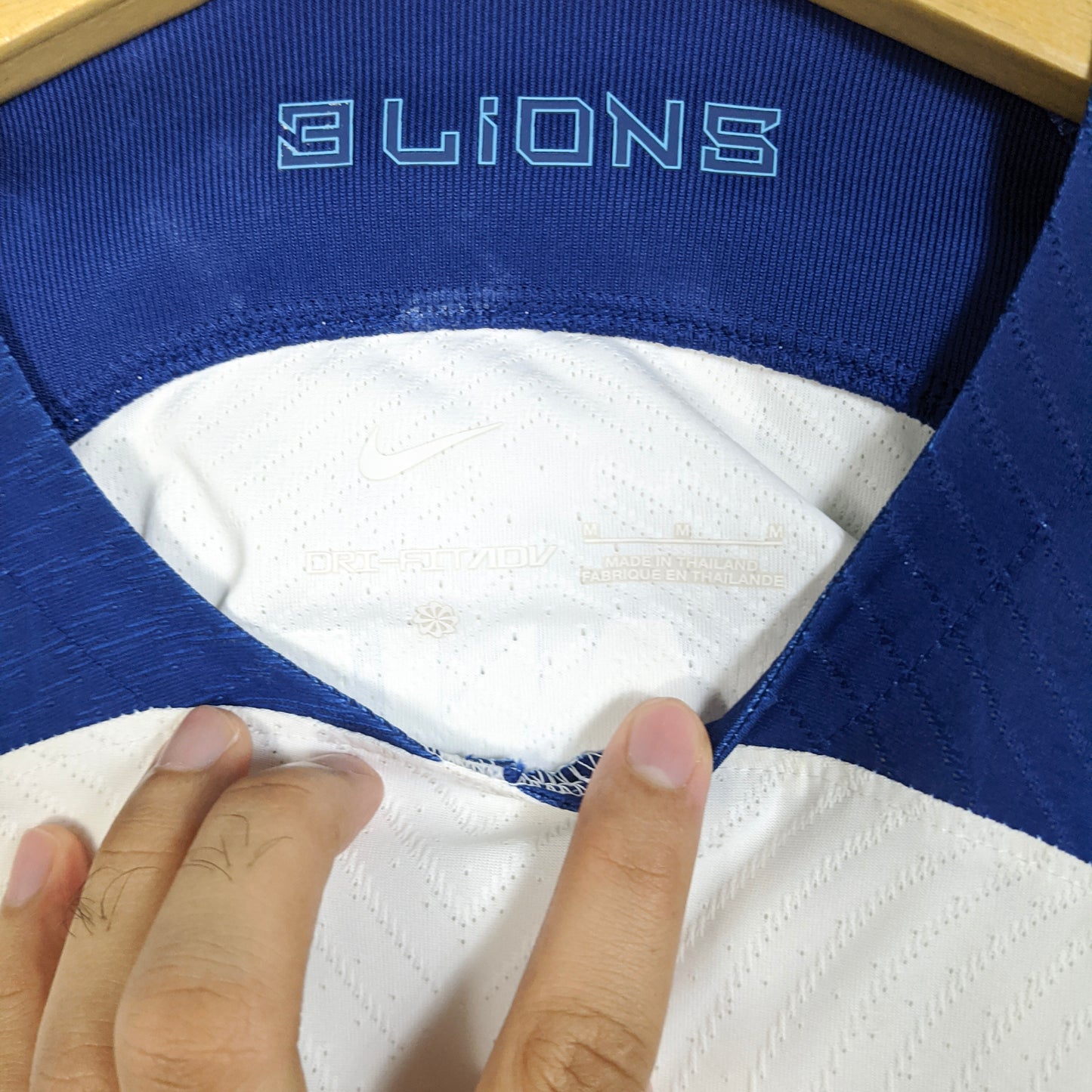 Original England 2022/23 Home - Kane #9 Size M (Player Issue)