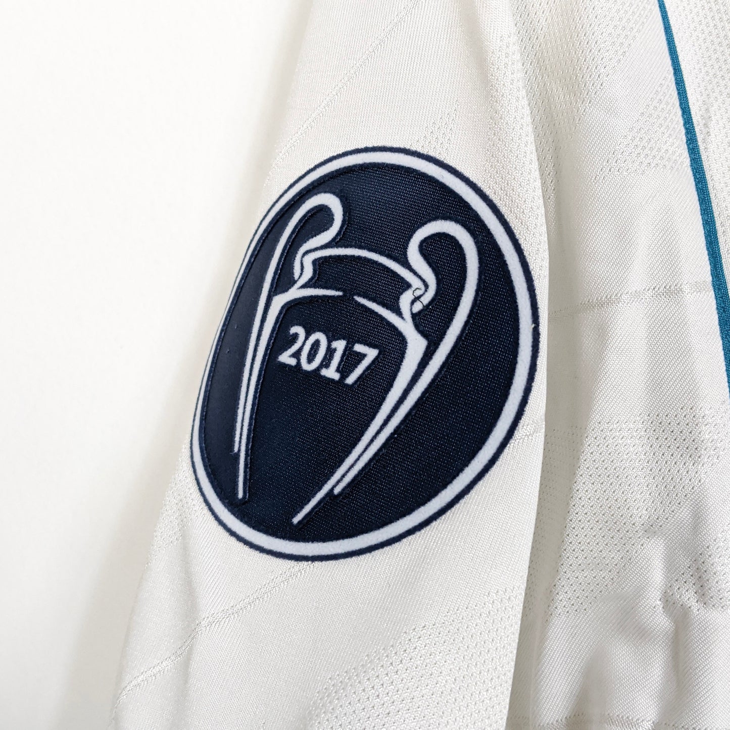 Original Real Madrid 2017/18 Home - Ronaldo #7 Size XL