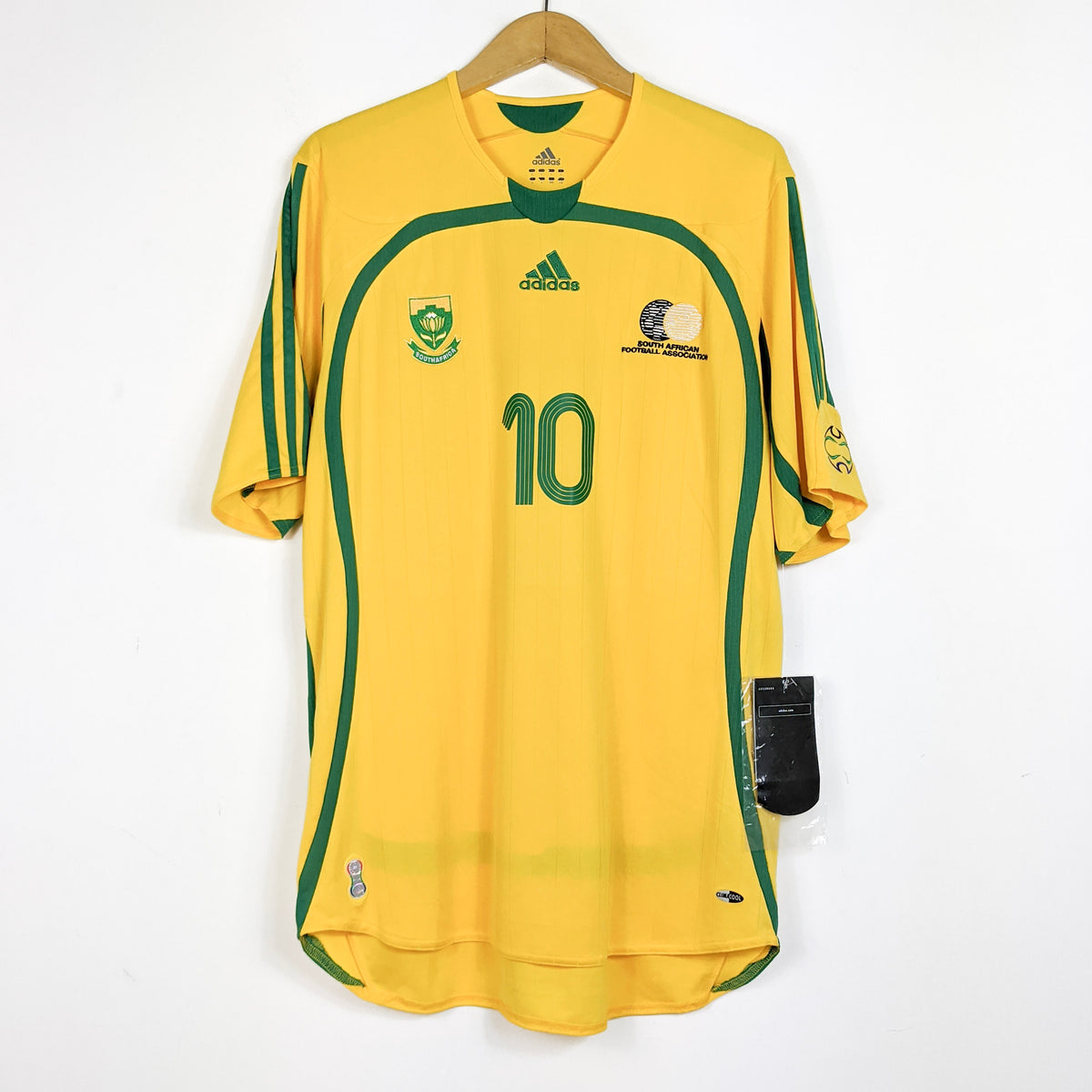 Original South Africa 2006/07 Home - Pienaar #10 Size L (Bnwt)