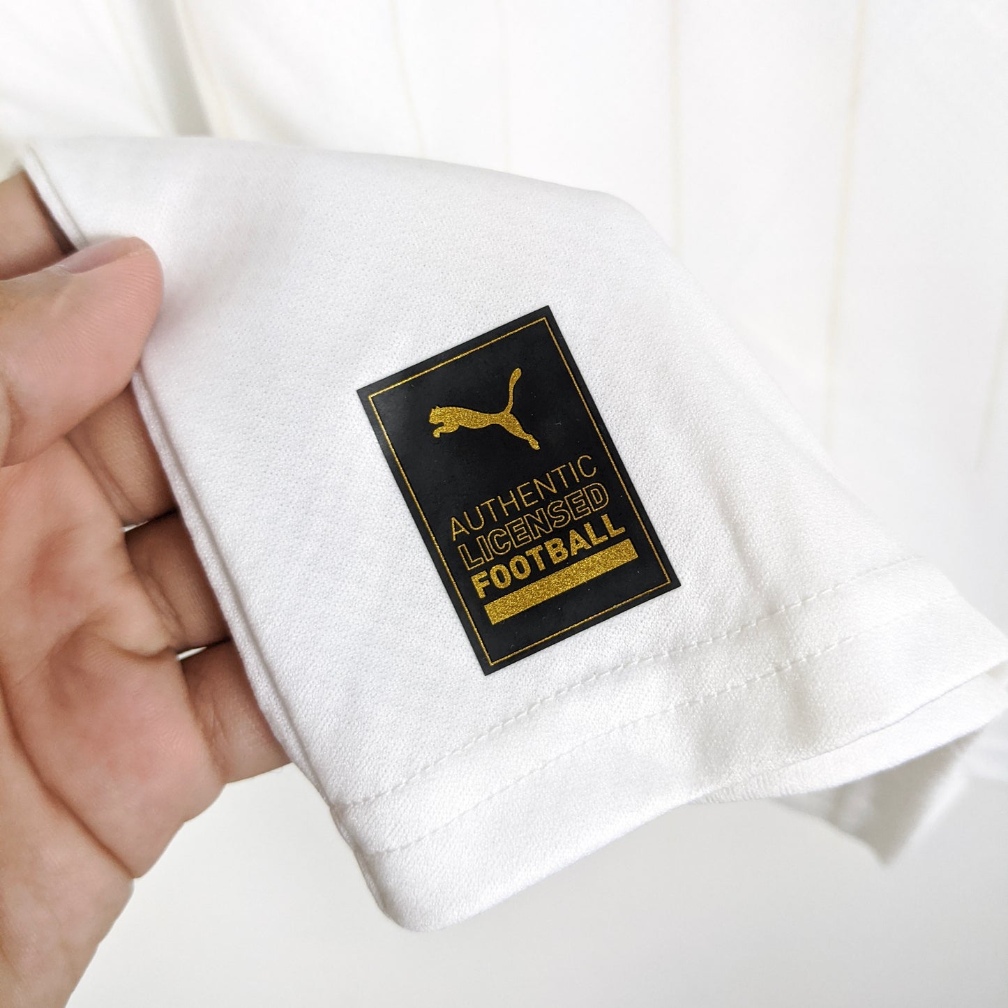 Original Egypt 2022/23 Away - Salah #10 Size M (Bnwt)