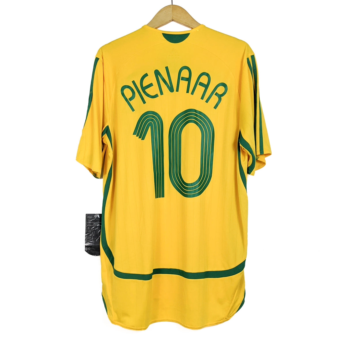 Original South Africa 2006/07 Home - Pienaar #10 Size L (Bnwt)
