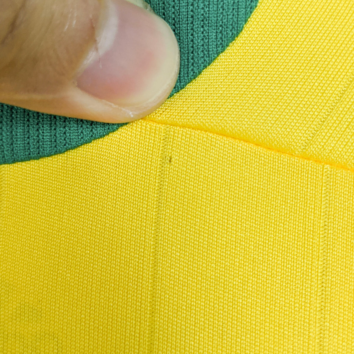 Original South Africa 2006/07 Home - Pienaar #10 Size L (Bnwt)