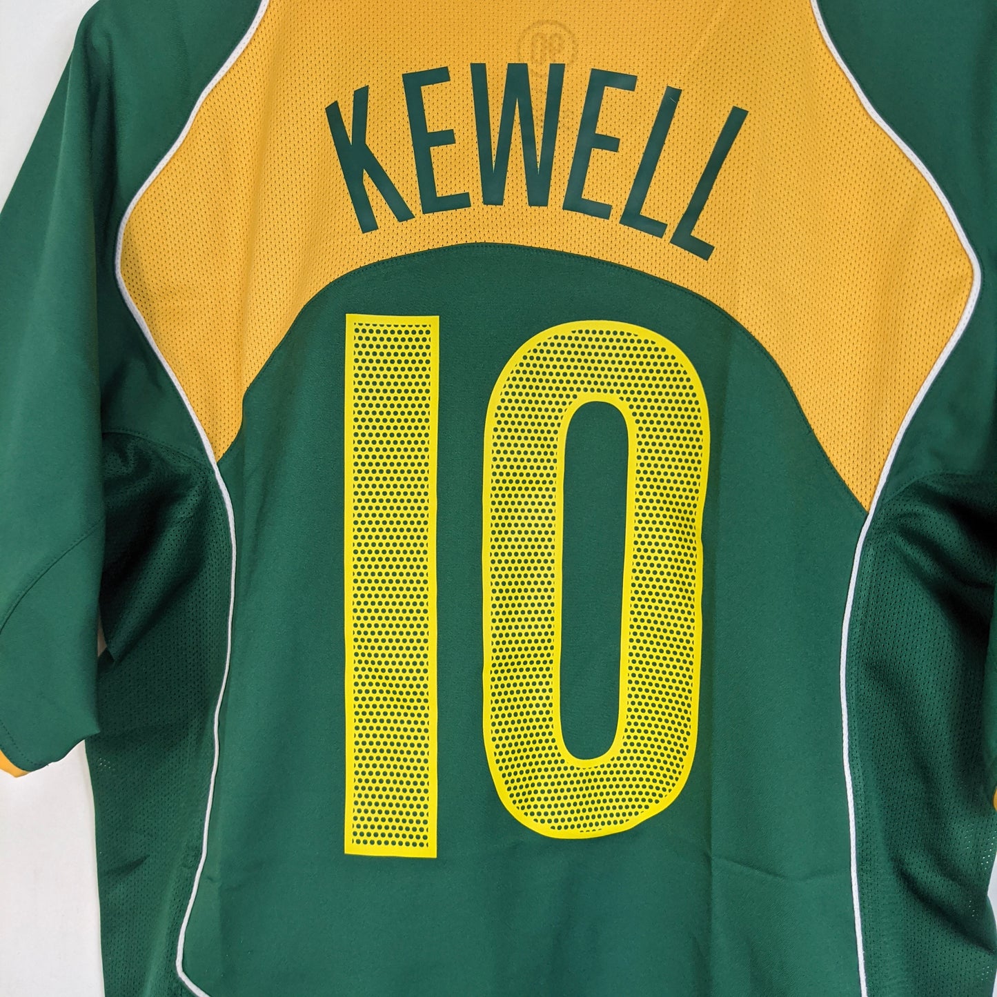 Original Australia 2005 Away - Kewell #10 Size L fit M