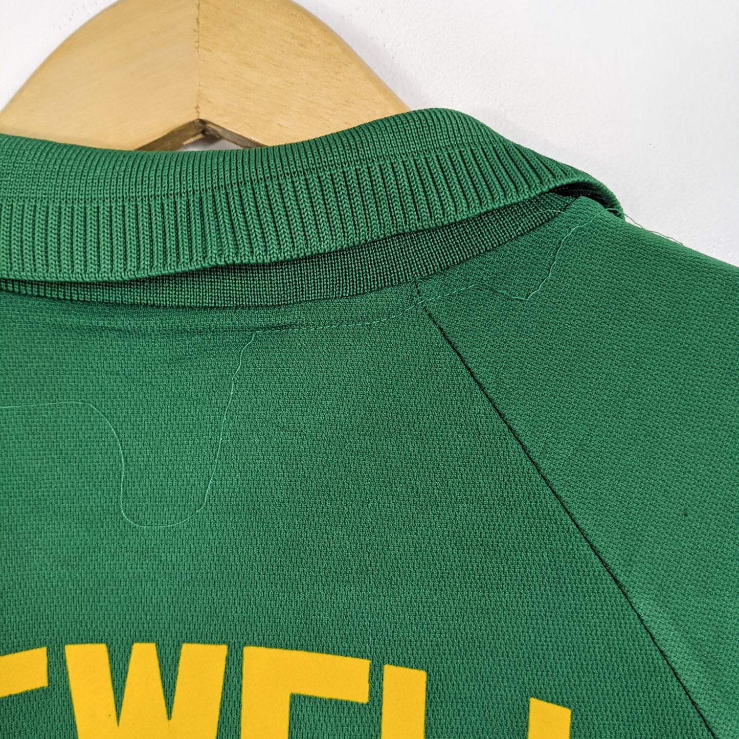 Original Australia 2001/02 Home - Kewell #10 Size M fit XL